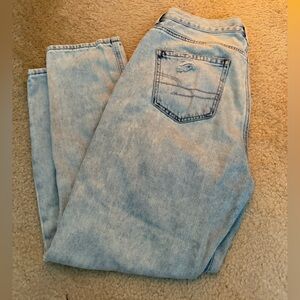 American Eagle Mom Jean